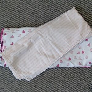 Bundle of 2 Baby girl blankets